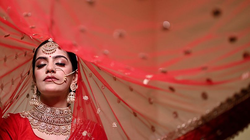 Some of the Indian states that are best known for their traditional weddings are Rajasthan, Gujarat, Punjab, and Tamil Nadu.
