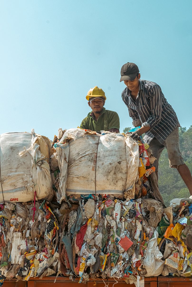 Cleanhub facilitates waste collection around the world with investment from businesses.