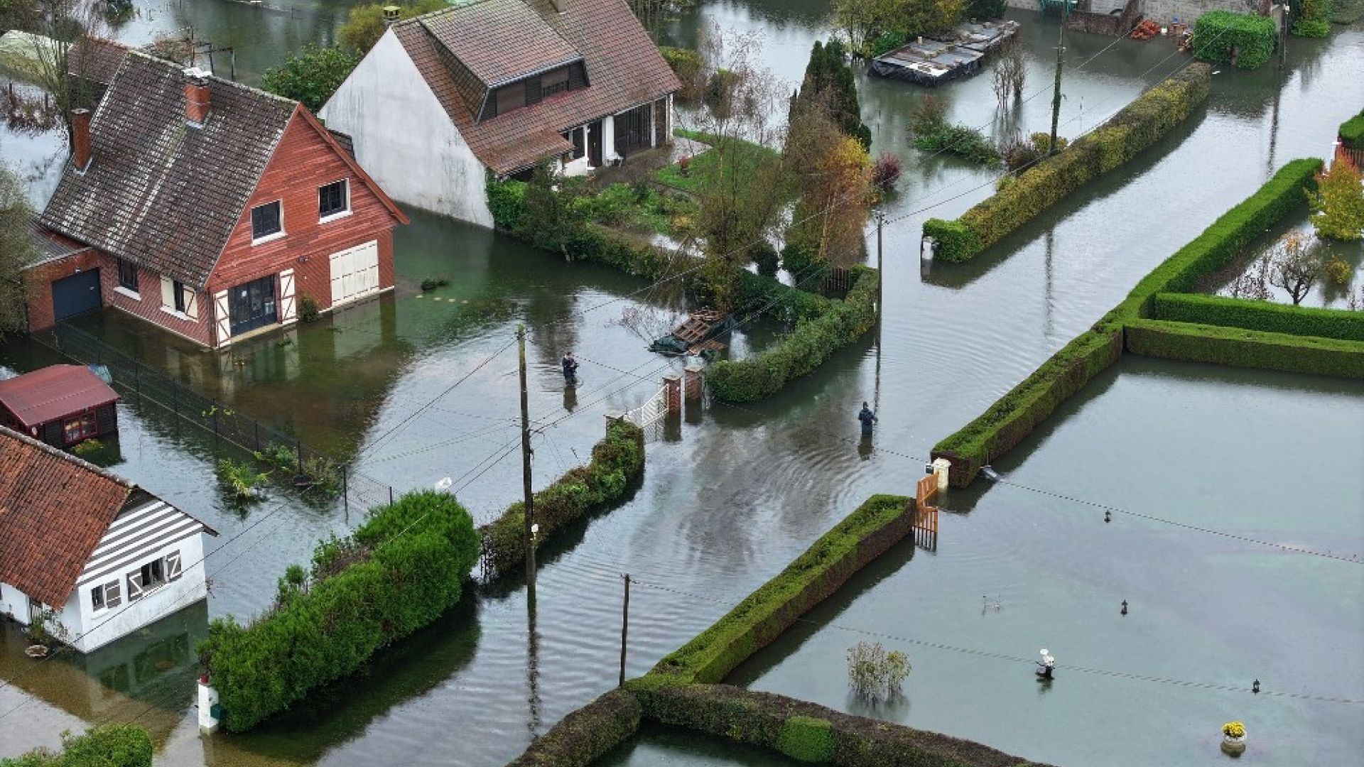 VIDEO : WATCH: Northern France on red alert for flooding after two days ...