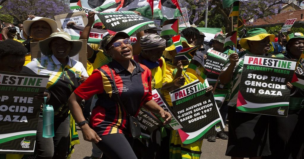 Thousands march in Cape Town in solidarity with Palestinians