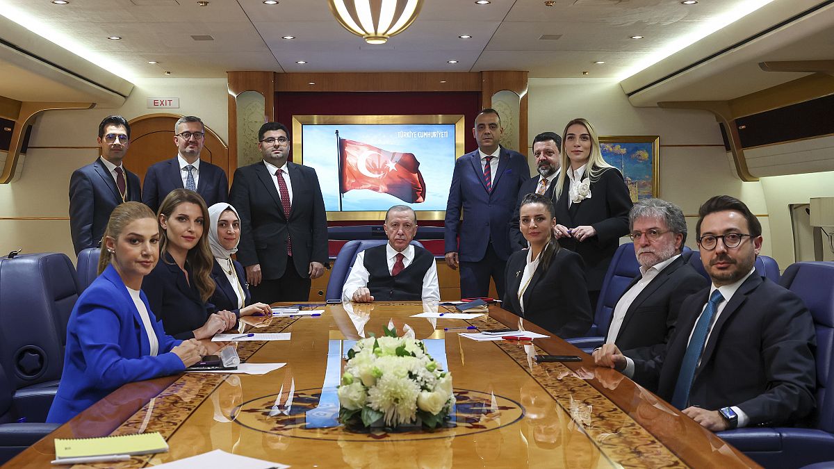 Cumhurbaşkanı Erdoğan Suudi Arabistan ziyareti dönüşünde medya mensuplarının sorularını yanıtladı
