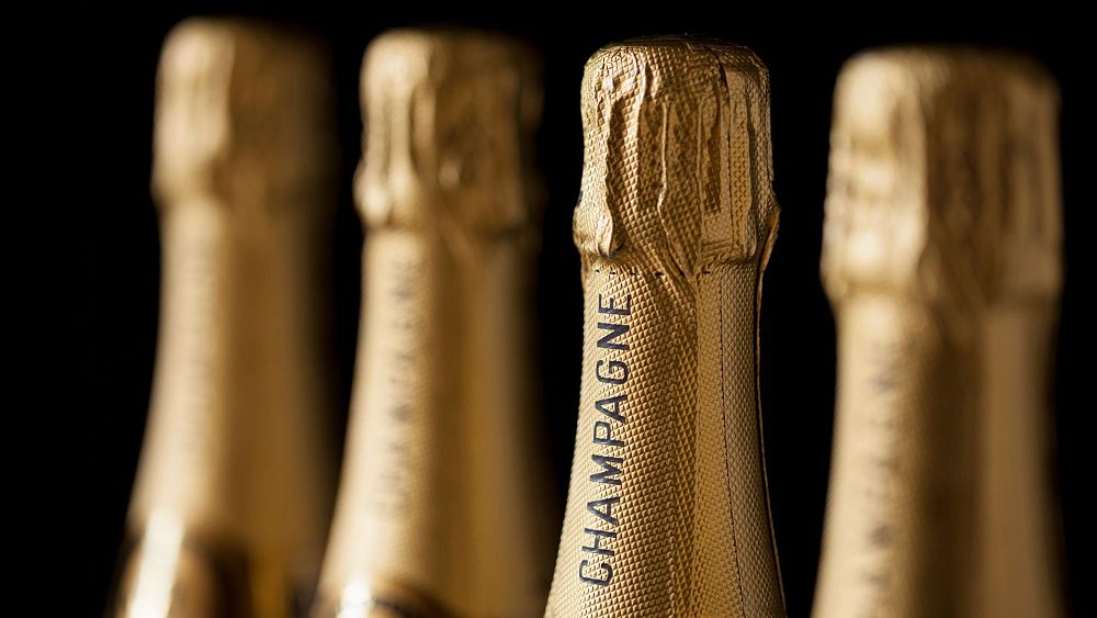 Френската полиция осуети кражба на шампанско на стойност €600 000