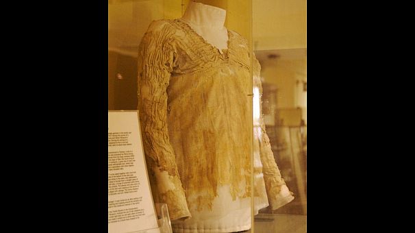پیراهن ترخان، قدیمی‌ترین لباس کامل کشف‌شده بشری متعلق به حدود ۵ هزار سال پیش