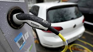 Avrupa'da elektrikli araç satışlarında talep yavaşlıyor