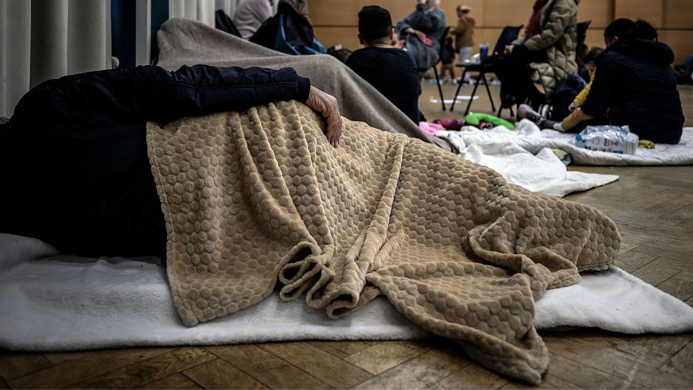 Vivre avec 18 euros par jour : les femmes sont les plus durement touchées par l’aggravation de la pauvreté en France