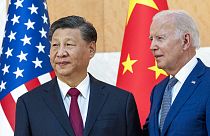 الرئيس الأمريكي جو بايدن، يمينًا، والرئيس الصيني شي جينبينغ على هامش اجتماع قمة مجموعة العشرين، 14 نوفمبر 2022