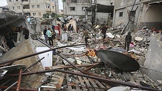 حماس تحمّل بايدن "كامل المسؤولية" عن العملية العسكرية الإسرائيلية بمستشفى الشفاء