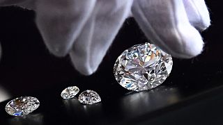 A Rússia é o maior produtor mundial de diamantes em bruto, uma posição que há meses alimenta pedidos de sanções.