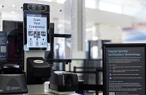 Fotónk illusztráció: arcfelismerő rendszer amerikai repülőtéren