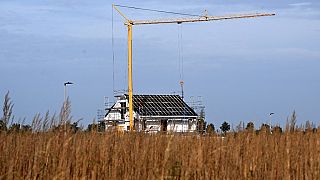 Cette photo prise le 13 octobre 2023 montre un chantier de construction d'une maison familiale à Soest, dans l'ouest de l'Allemagne.