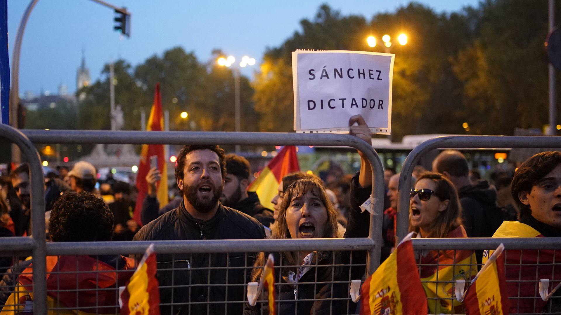 Pedro Sánchez Busca La Reelección En La Primera Sesión Del Debate De ...