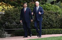 Xi Jinping y Joe Biden conversan sobre las relaciones bilaterales entre China y Estados Unidos
