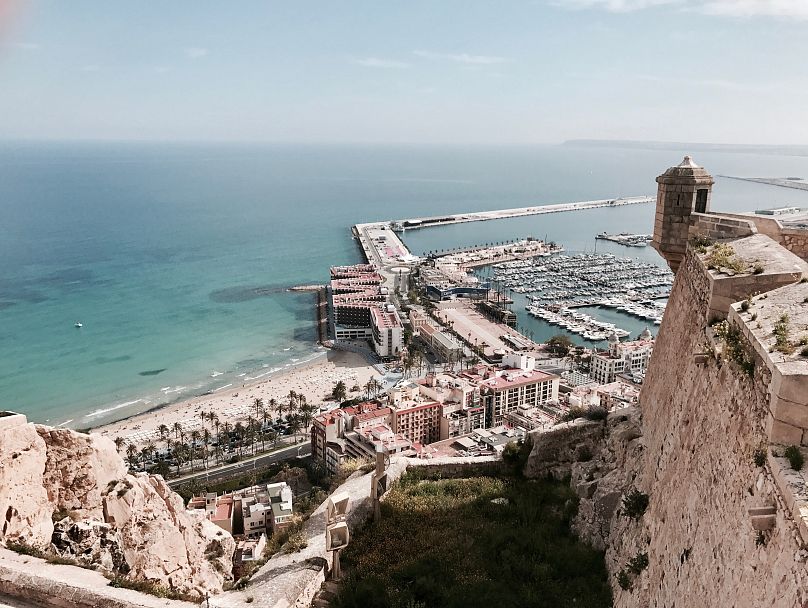 Alicante a manqué de peu la première place, principalement en raison de son classement dans les dix dernières places de l'indice du travail à l'étranger