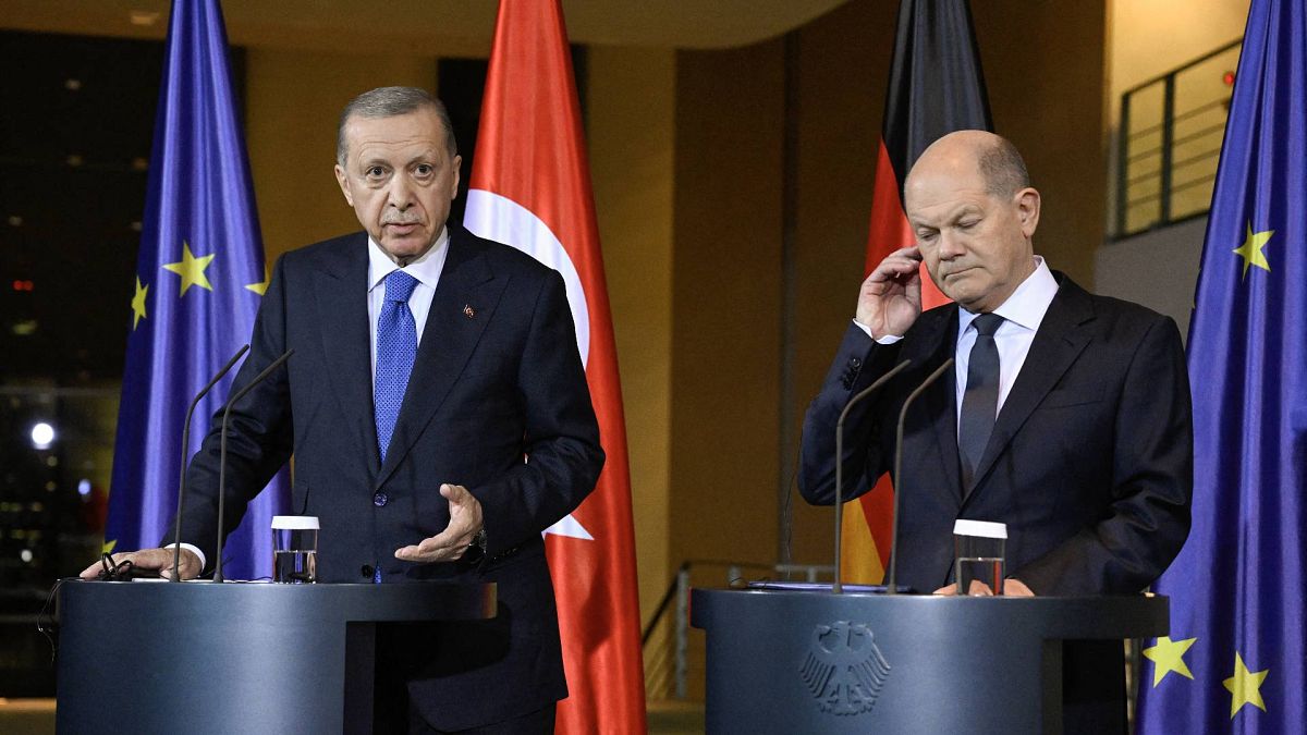 Cumhurbaşkanı Recep Tayyip Erdoğan ve Almanya Başbakanı Scholz