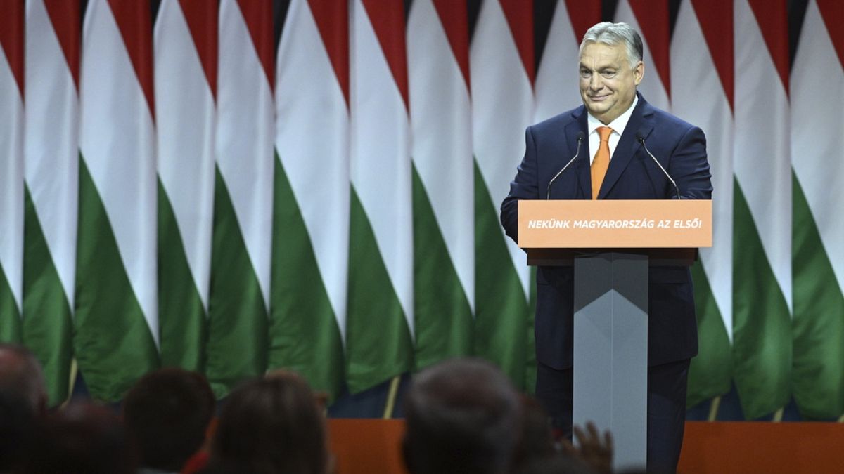 Macaristan Başbakanı Viktor Orban, iktidardaki Macar Fidesz partisinin genel başkanlığına yeniden seçilmesinin ardından 18 Kasım 2023 Cumartesi günü Budapeşte'de bir konuşma yaptı. 