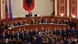 اعتراض نمایندگان اپوزیسیون در پارلمان آلبانی