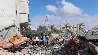 قصف إسرائيلي على مخيم النصيرات-غزة