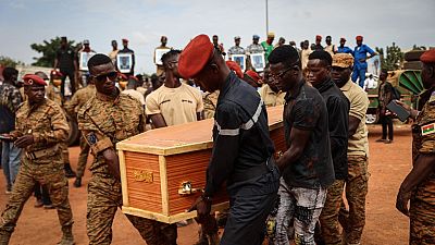 Burkina : au moins 15 civils tués dans des "attaques simultanées"