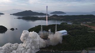 طلاق صاروخ Chollima-1 المطور حديثًا والذي يحمل القمر الصناعي Malligyong-1 في منصة Sohae لإطلاق الأقمار الصناعية، في 31 مايو 2023.