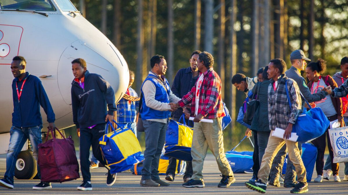 گروهی از پناهجویان اریتره‌ای از ایتالیا به شمال سوئد می‌رسند
