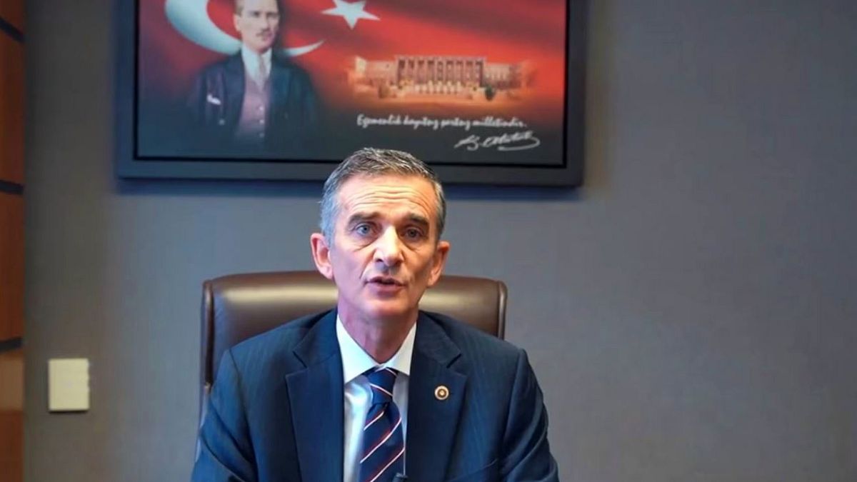  İYİ Parti Sakarya Milletvekili Ümit Dikbayır