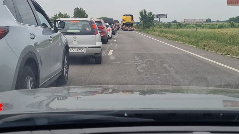 Hours-long queues at the Bulgaria-Romania border take a climate and health toll.