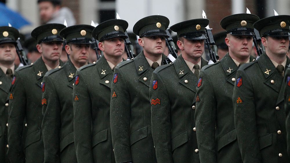 Ирландското правителство предлага драматична реформа на военната политика