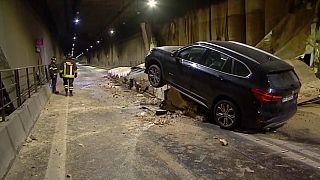 Nach dem Zusammenbruch einer Seitenewand des Tunnels "San Silvestro" kam zu schweren Verkehrsstörung. 