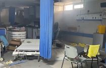 تخريب الأجهزة الطبية بمستشفى الشفاء بعد مداهمته من قبل عناصر الجيش الإسرائيلي 