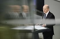 Bundeskanzler Olaf Scholz bei der Regierungserklärung im Bundestag