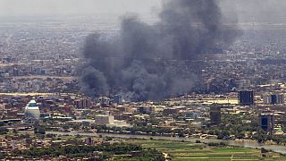 Soudan : échanges d'obus à Khartoum, des atrocités rapportées au Darfour