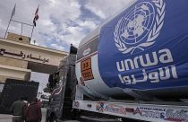 صهريج محمل بالوقود يدخل من مصر إلى غزة عبر معبر رفح الحدودي
