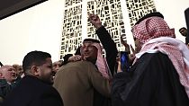 Membri della delegazione saudita festeggiano la vittoria di Riad nella gara per aggiudicarsi l'Expo 2030