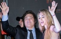 رئیس‌جمهوری منتخب آرژانتین و دوست دخترش