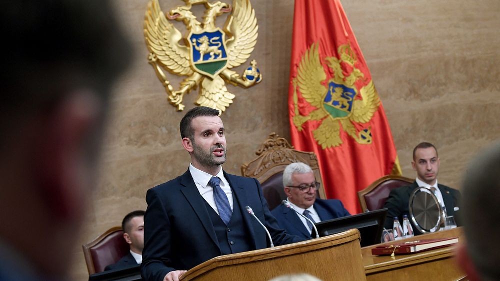 Властите в Черна гора казват че повече от 50 процента