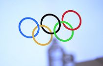 Los anillos olímpicos en un edificio en París, el 29 de noviembre de 2023.