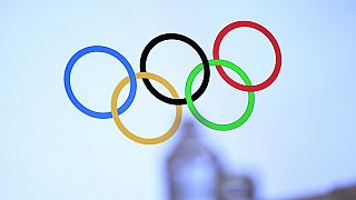 Los anillos olímpicos en un edificio en París, el 29 de noviembre de 2023.