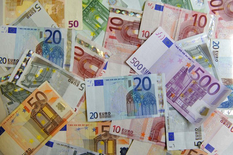 Des billets de banque en euros