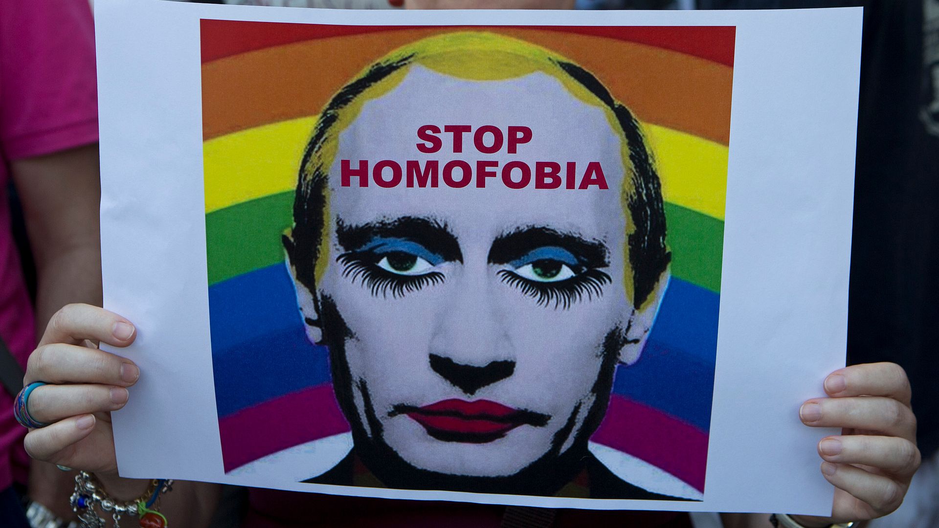 Russia: Supreme Court Bans 'LGBT Movement' For 'extremism' | Euronews