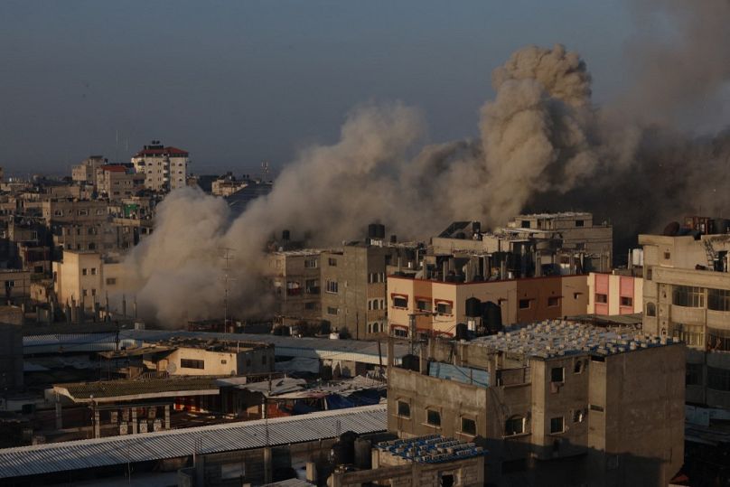 Raid aereo israeliano su Rafah