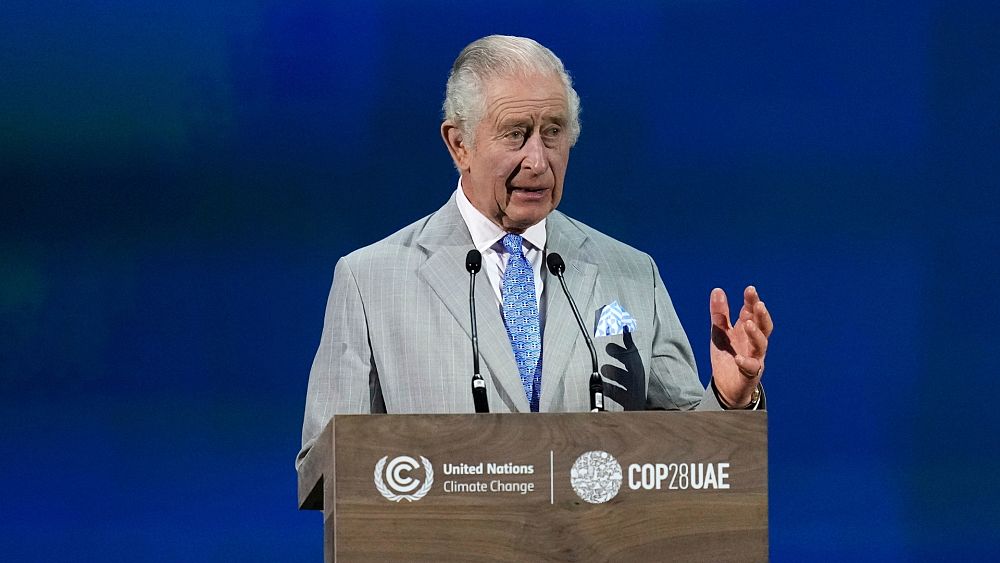 На живо.
    
COP28: Световна среща на върха за климатичните действия, крал Чарлз III и изкопаемите горива – най-новото от Дубай