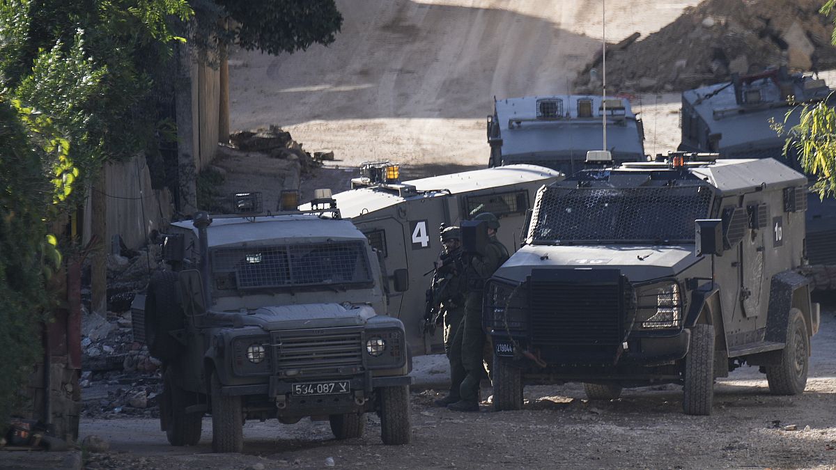 آليات عسكرية تقتحم مخيم جنين في الضفة الغربية