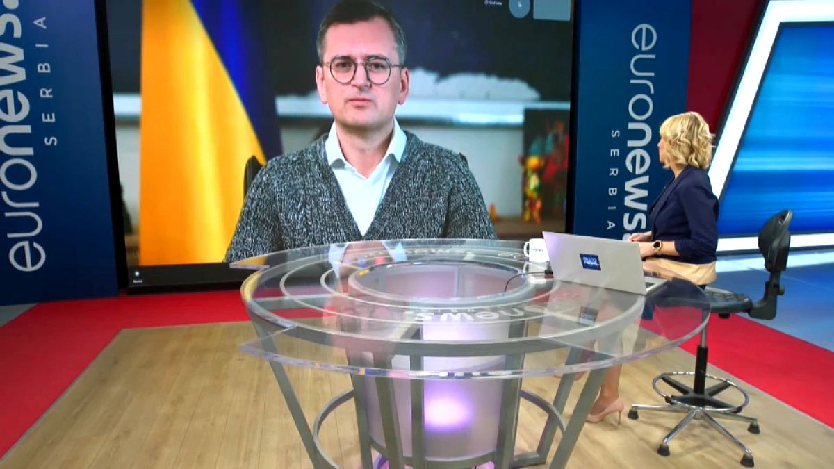 Dmytro Kuleba em entrevista à Euronews Sérvia