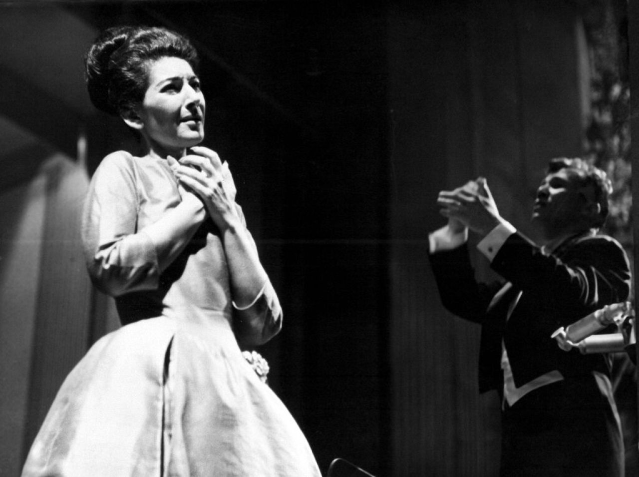 Callas sings at the Theater de Champs Elysees in Paris, France, under the direction of Maestro Georges Pretre, June 5, 1963.
