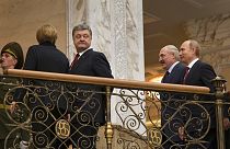 Eski Devlet Başkanı Poroshenko, Merkel, Putin ve Lukaşenko ile Minsk görüşmelerine katılmıştı. (arşiv) 