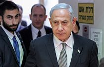 Hamas saldırısı sonrası askıya alınan Başbakan Netanyahu hakkındaki yolsuzluk davaları yeniden başladı 