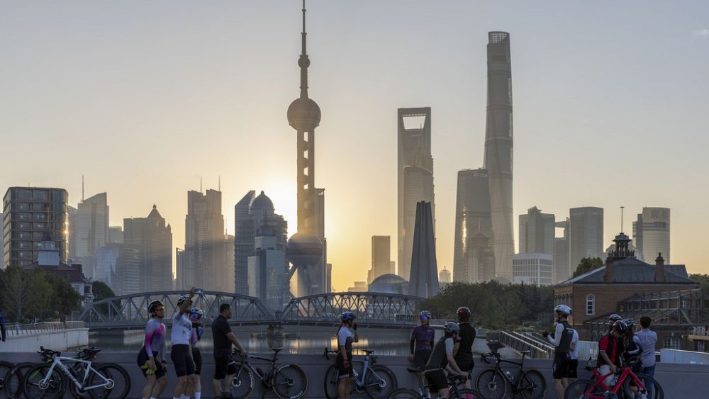 Moody's cuts China credit outlook to negative over property crisis thumbnail