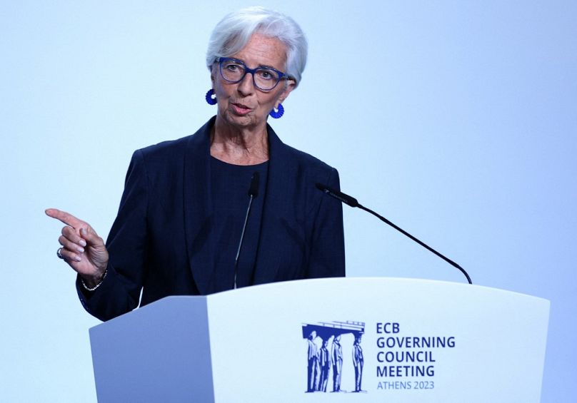 Chrsitine Lagarde, die Präsidentin der EZB, erwartet einen erneuten Anstieg der Inflation