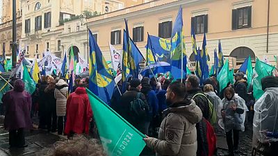 Profissionais do setor da saúde fazem greve em Itália