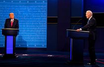 تصویری از بایدن و ترامپ در مناظره‌های انتخاباتی سال ۲۰۲۰